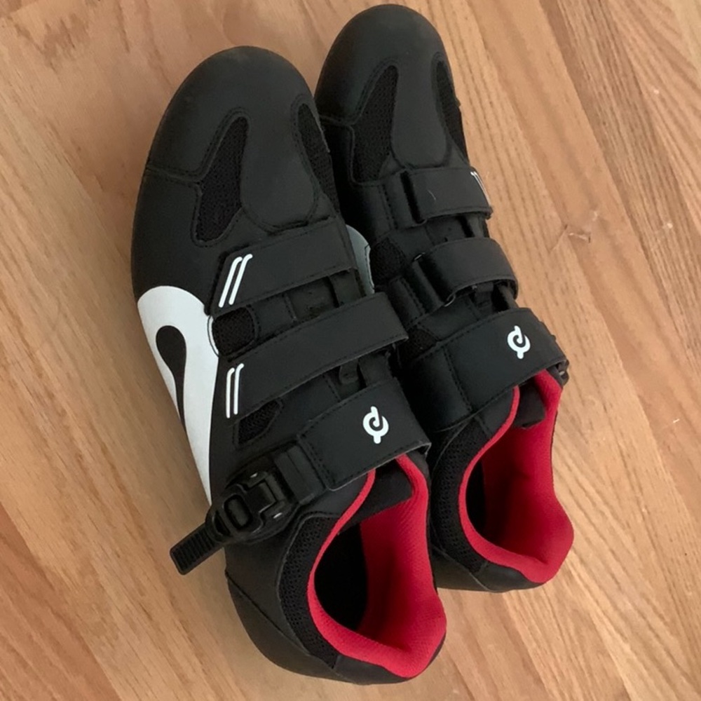 PELOTON MENS 13.5/48